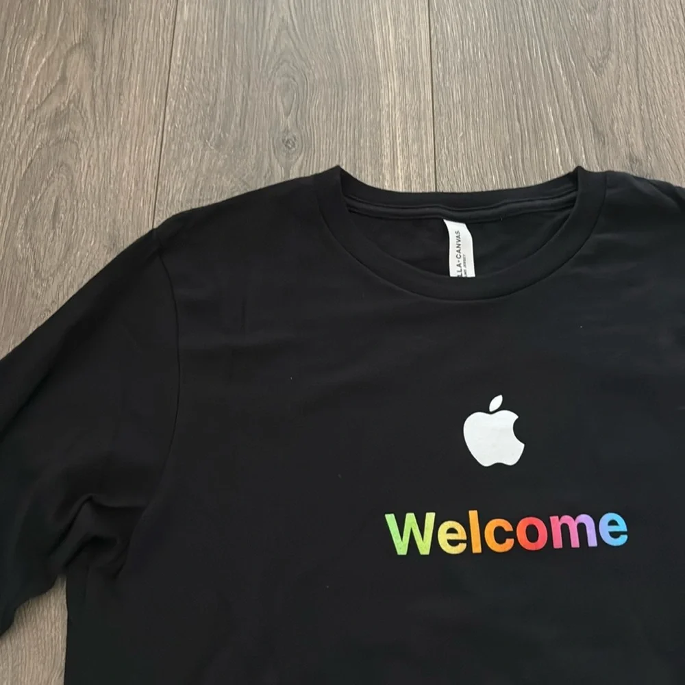  Apple Long Sleeve T-Shirt (Black) - Picture 2 of 4